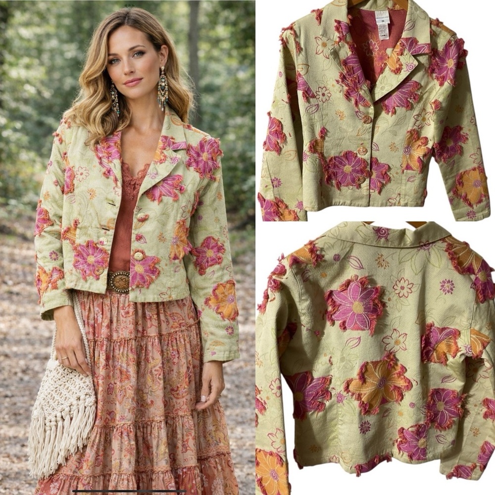 C.M.C. VINTAGE Y.2K FLORA EMBROIDERED‎ JACKET.XS bohemian,feminine, fringed,